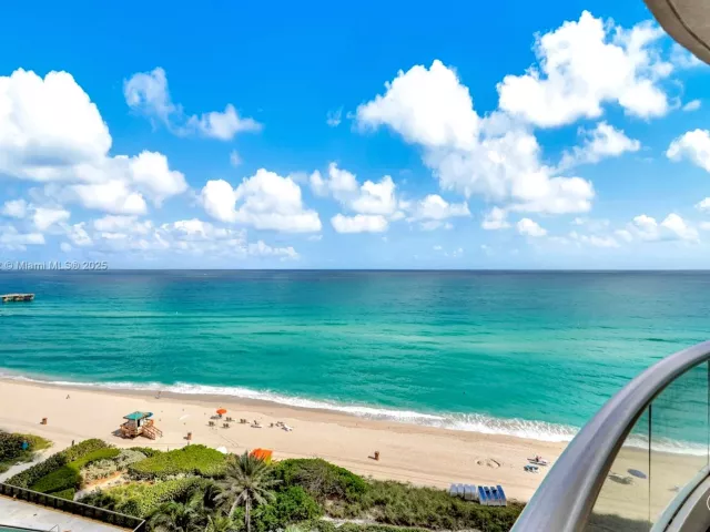 Apartment for rent  Unit #1004 - photo 5665875