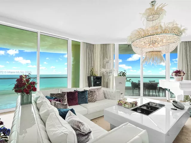 Apartment for rent  Unit #1004 - photo 5665876