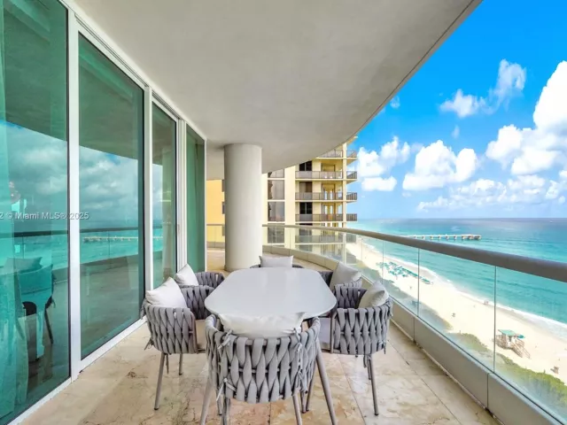 Apartment for rent  Unit #1004 - photo 5665864