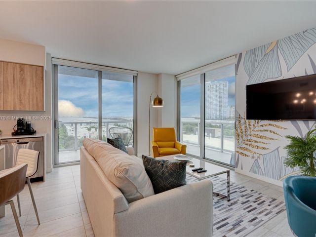 Apartment for sale  Unit #N-717 - photo 5686720