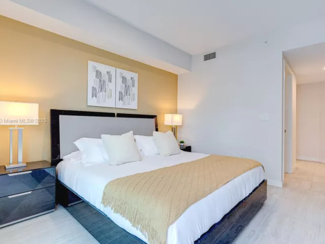 Apartment for sale  Unit #N-717 - photo 5686717