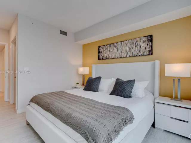 Apartment for sale  Unit #N-717 - photo 5686718