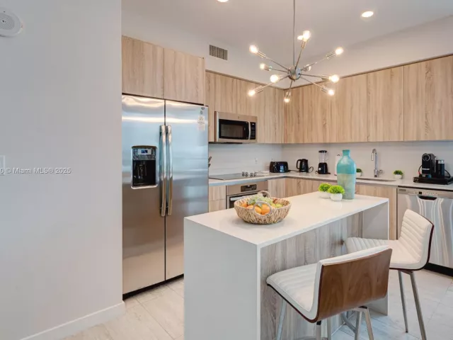 Apartment for sale  Unit #N-717 - photo 5686719