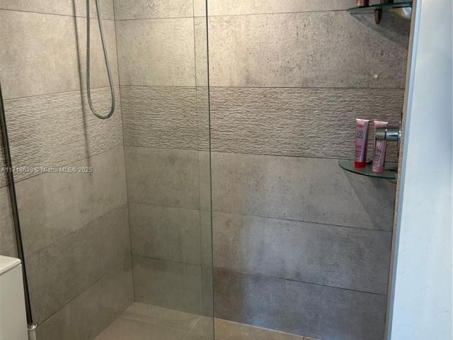 Apartment for sale  Unit #303 - photo 6918189