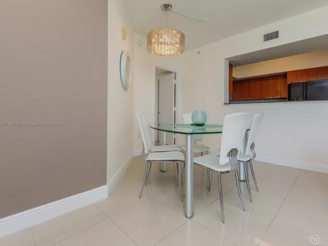2-bedroom condo for sale in Sunny Isles Beach - 16699 Collins Ave 1709 - MondialRealty