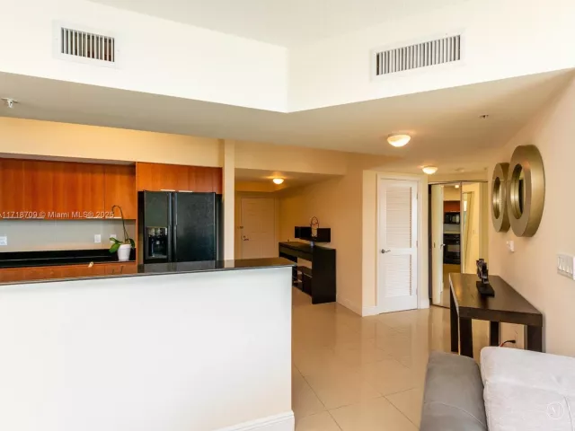 2-bedroom condo for sale in Sunny Isles Beach - 16699 Collins Ave 1709 - MondialRealty