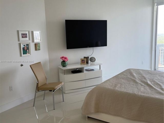 Apartment for sale  Unit #2605 - photo 5871401