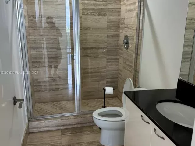 Apartment for sale  Unit #2605 - photo 5871410