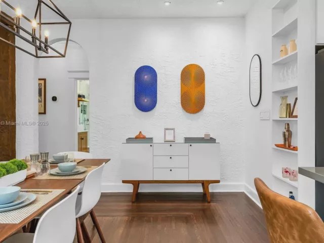 3-bedroom home for rent in West Palm Beach - 822 Flamingo Dr - MondialRealty