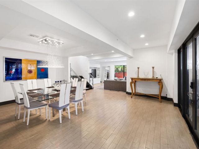 Home for sale at 2301 N Atlantic Blvd - photo 5802378