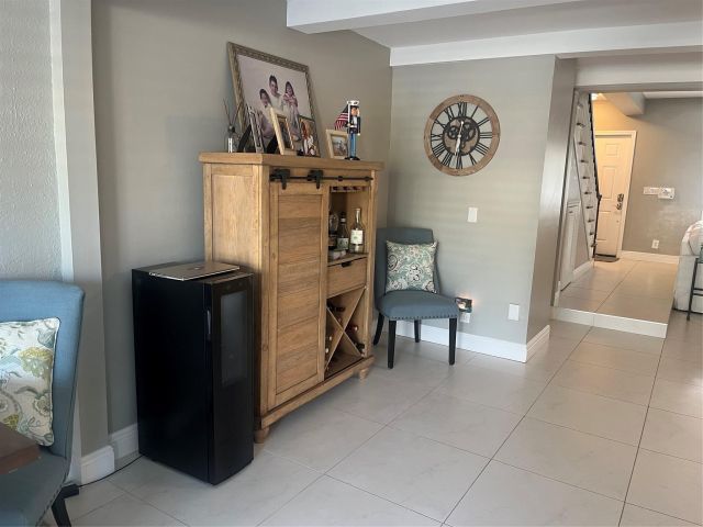 Home for rent at 2113 NE 44th St - photo 5544247