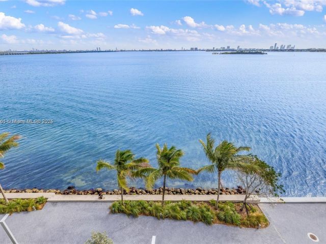 Apartment for sale  Unit #2001 - photo 5789889