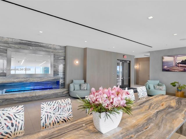 Apartment for sale  Unit #2001 - photo 5789891