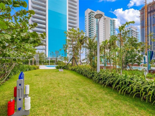 Apartment for sale  Unit #2001 - photo 5789894