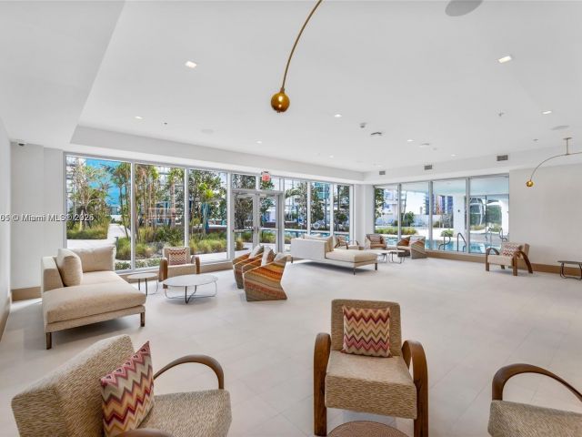 Apartment for sale  Unit #2001 - photo 5789895