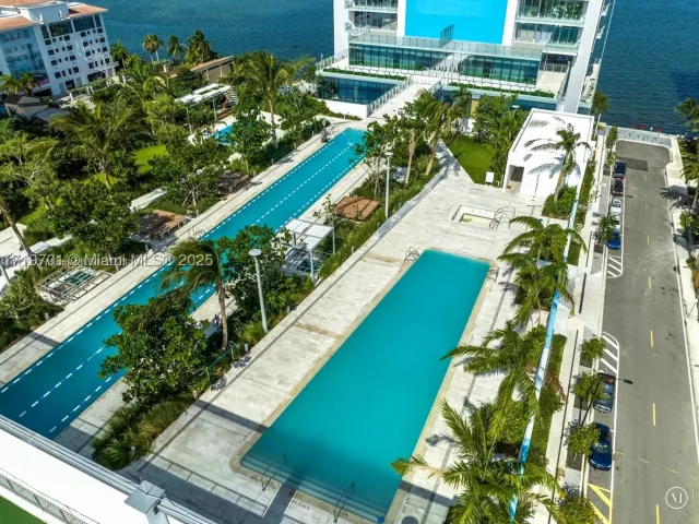 3-bedroom condo for sale in Miami - 700 NE 26th Ter 2001 - MondialRealty