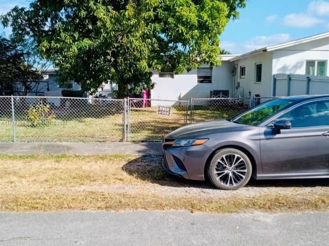 Home for sale at 15321 SW 308th St - photo 5737140