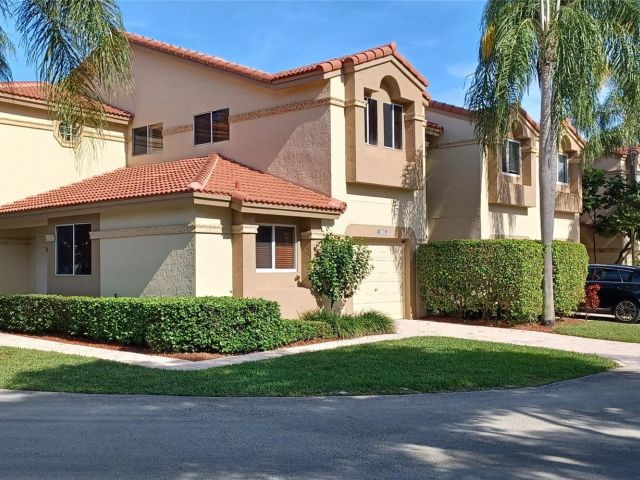 Home for rent at 6688 Via Regina - photo 6252330