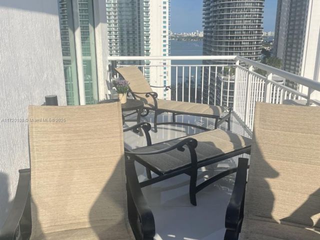 Apartment for rent  Unit #PH-07 - photo 5627783