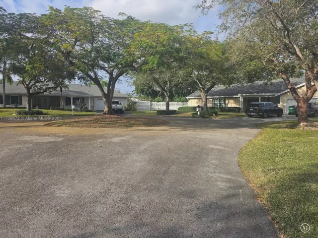 Home for sale at 14461 SW 152nd Ct - photo 5840468