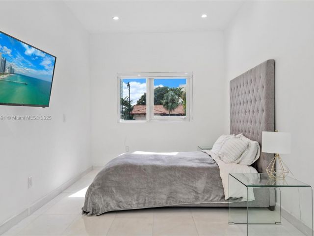 Home for sale at 201 Atlantic Ave - photo 5572330