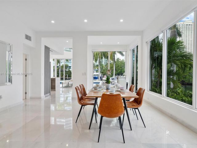 Home for sale at 201 Atlantic Ave - photo 5572337