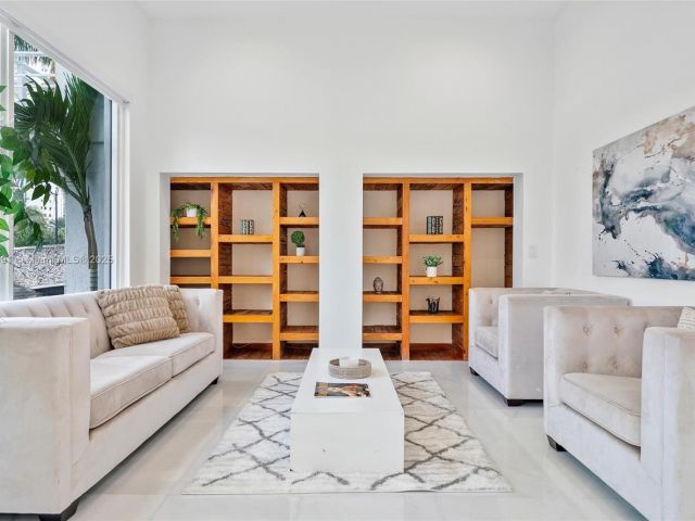 Home for sale at 201 Atlantic Ave - photo 5572338