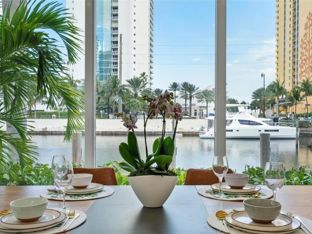 Home for sale at 201 Atlantic Ave - photo 5572340