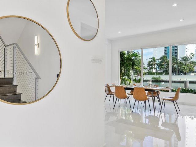 Home for sale at 201 Atlantic Ave - photo 5572344