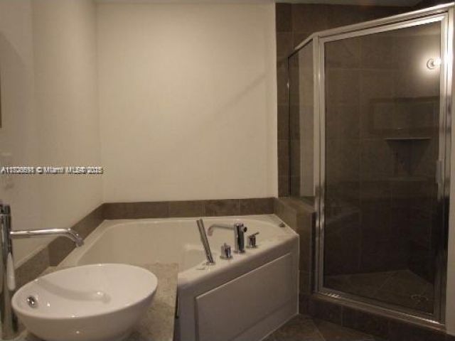 Apartment for sale  Unit #301 - photo 5563976