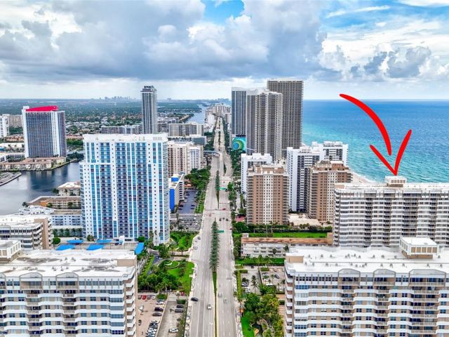 1-bedroom condo for sale in Hallandale Beach - 1950 S OCEAN DR. 6B - MondialRealty