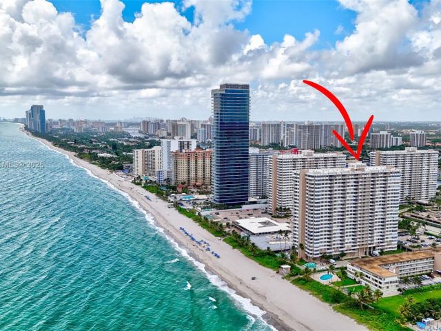 1-bedroom condo for sale in Hallandale Beach - 1950 S OCEAN DR. 6B - MondialRealty