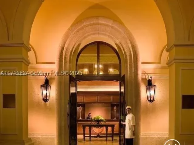 3-bedroom condo for sale in Sunny Isles Beach - 17875 Collins Ave 2602 - MondialRealty