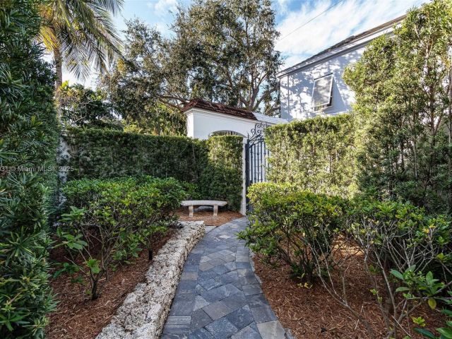 Home for sale at 1033 Hardee Rd - photo 5888744