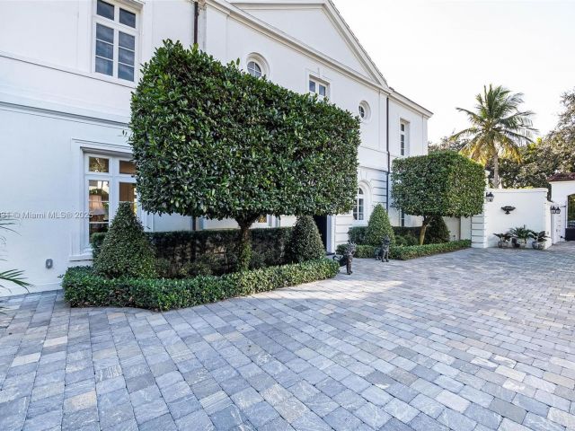 Home for sale at 1033 Hardee Rd - photo 5888745