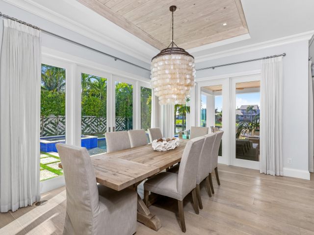 Home for sale at 222 Arlington Road - photo 5751318