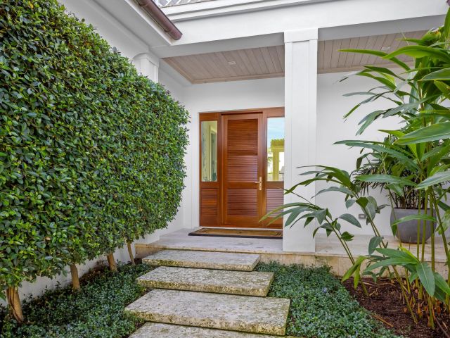 Home for sale at 222 Arlington Road - photo 5751327