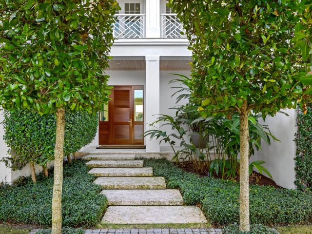 Home for sale at 222 Arlington Road - photo 5751328