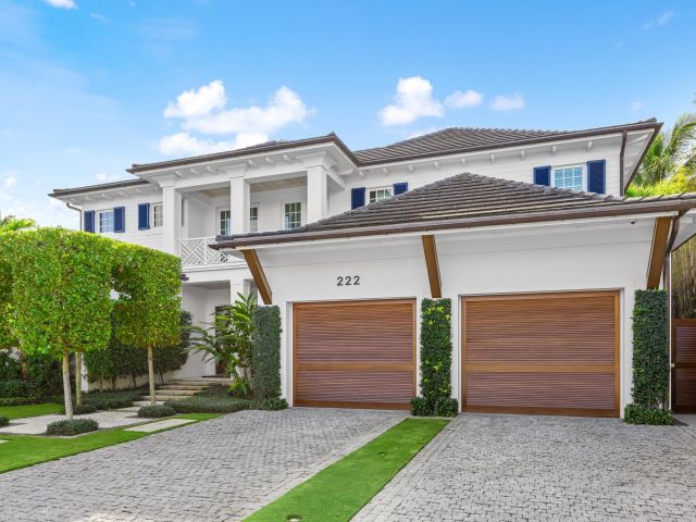 Home for sale at 222 Arlington Road - photo 5751329