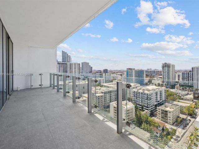 Apartment for sale  Unit #2305 - photo 5666344