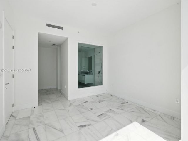 Apartment for sale  Unit #2305 - photo 5666352