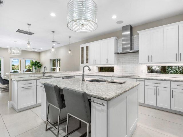 Home for sale at 1400 Lake Drive - photo 6741166