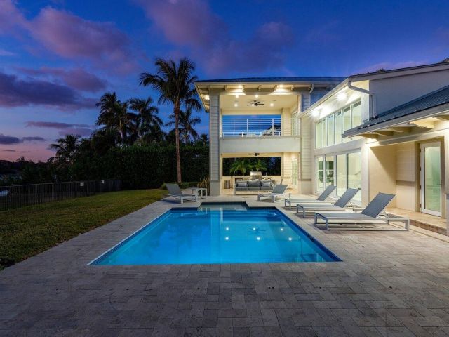 Home for sale at 1400 Lake Drive - photo 6741185