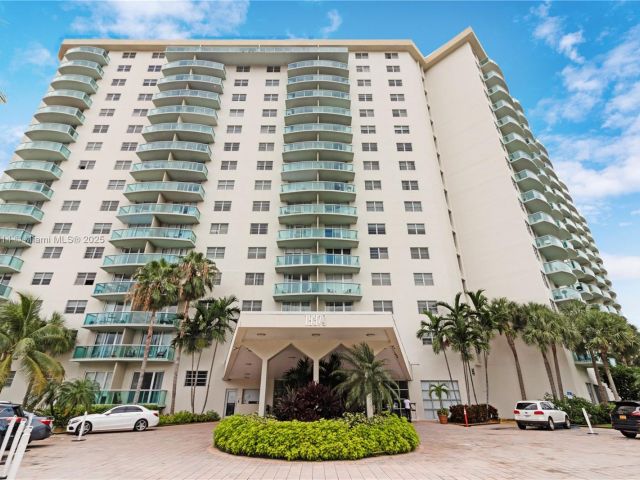 Apartment for sale  Unit #227 - photo 5648266