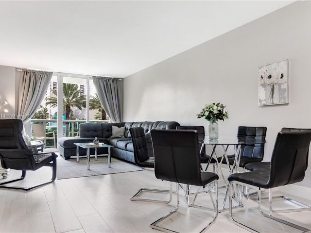 Apartment for sale  Unit #227 - photo 5648278