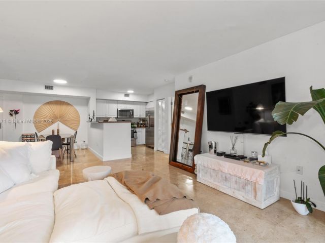 Apartment for sale  Unit #1903 - photo 5849187