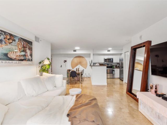 Apartment for sale  Unit #1903 - photo 5849188