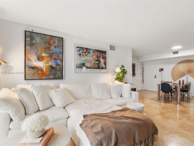 Apartment for sale  Unit #1903 - photo 5849189