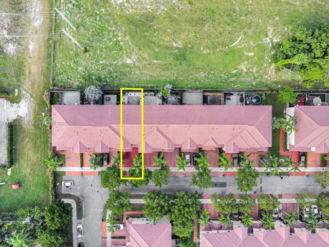 Home for sale at 1007 NE 208th St 1007 - photo 5796283