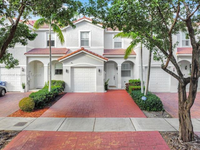 Home for sale at 1007 NE 208th St 1007 - photo 5796285